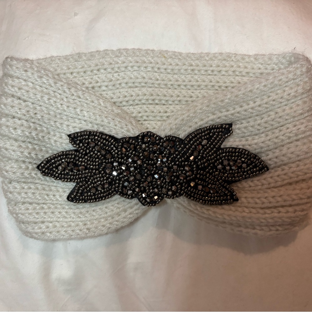 Elegant White Knit Headband with Black Beaded Accent